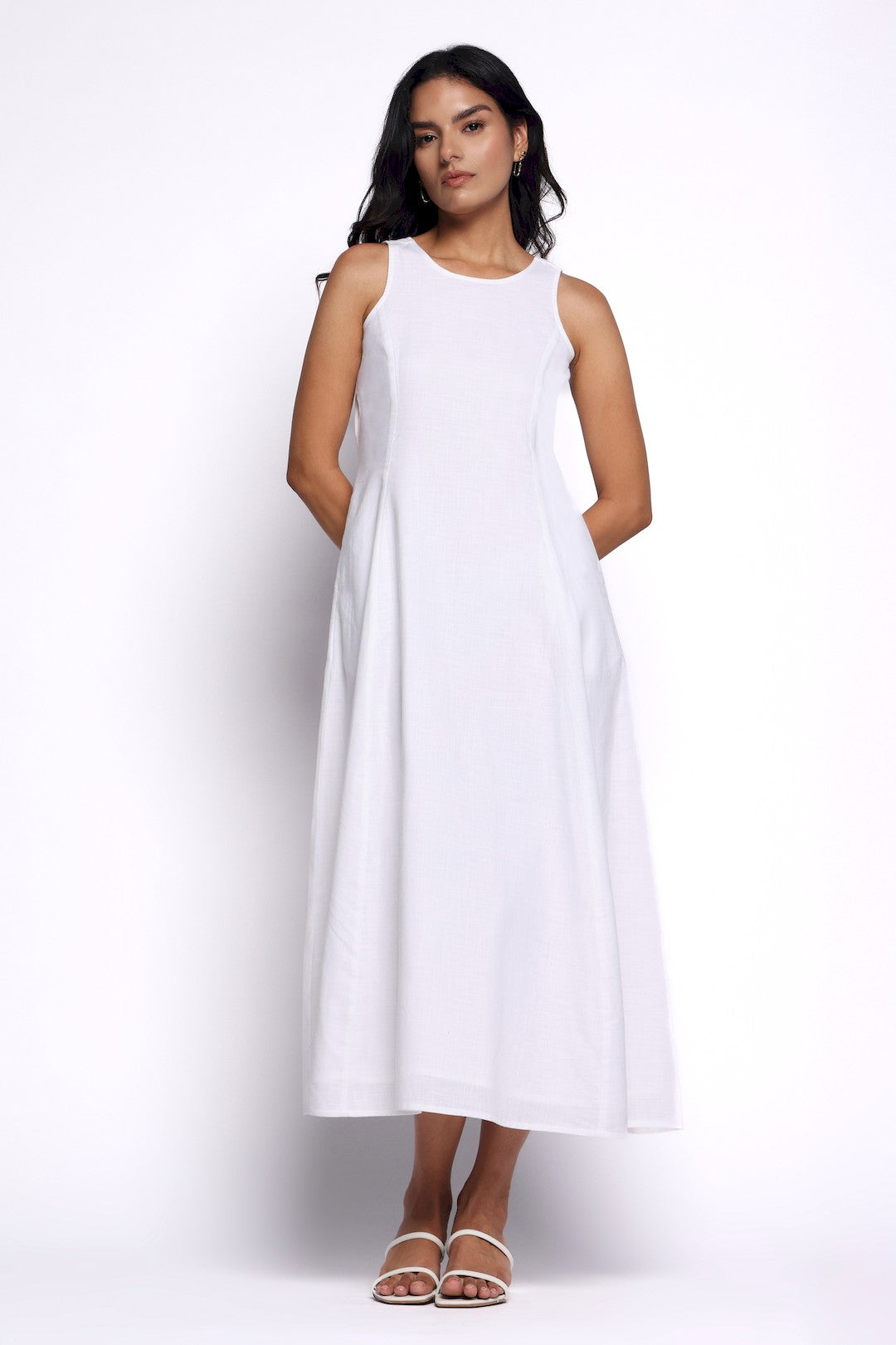 #Color_White