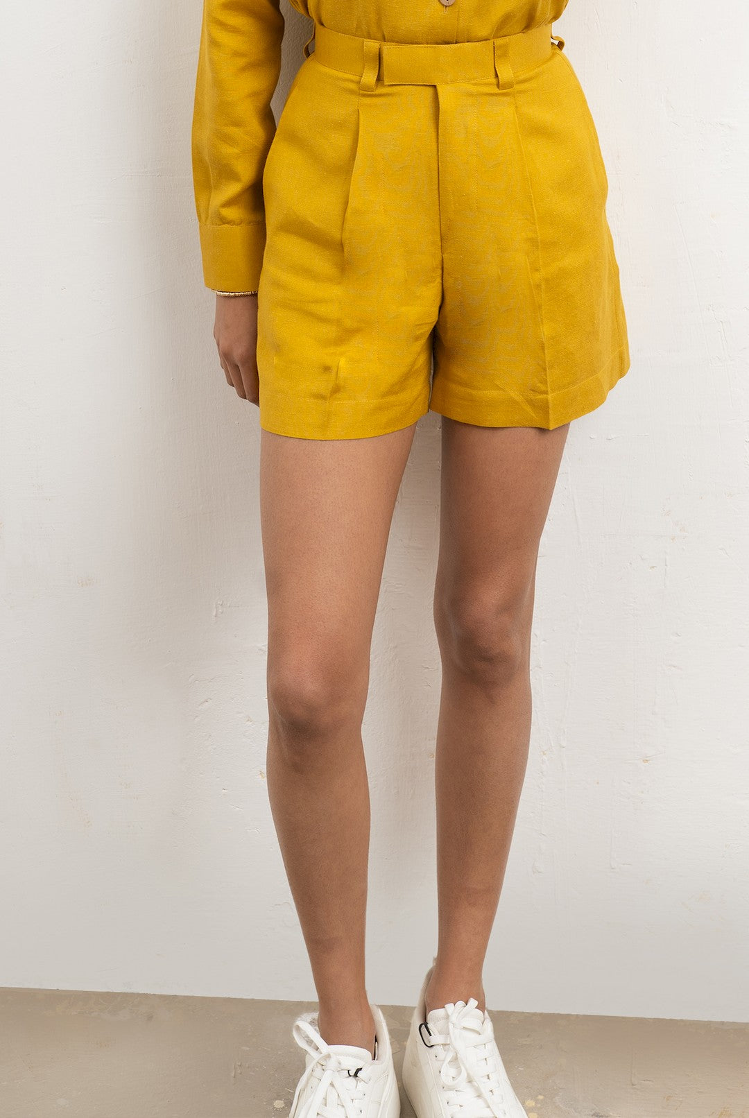 #Color_Mustard