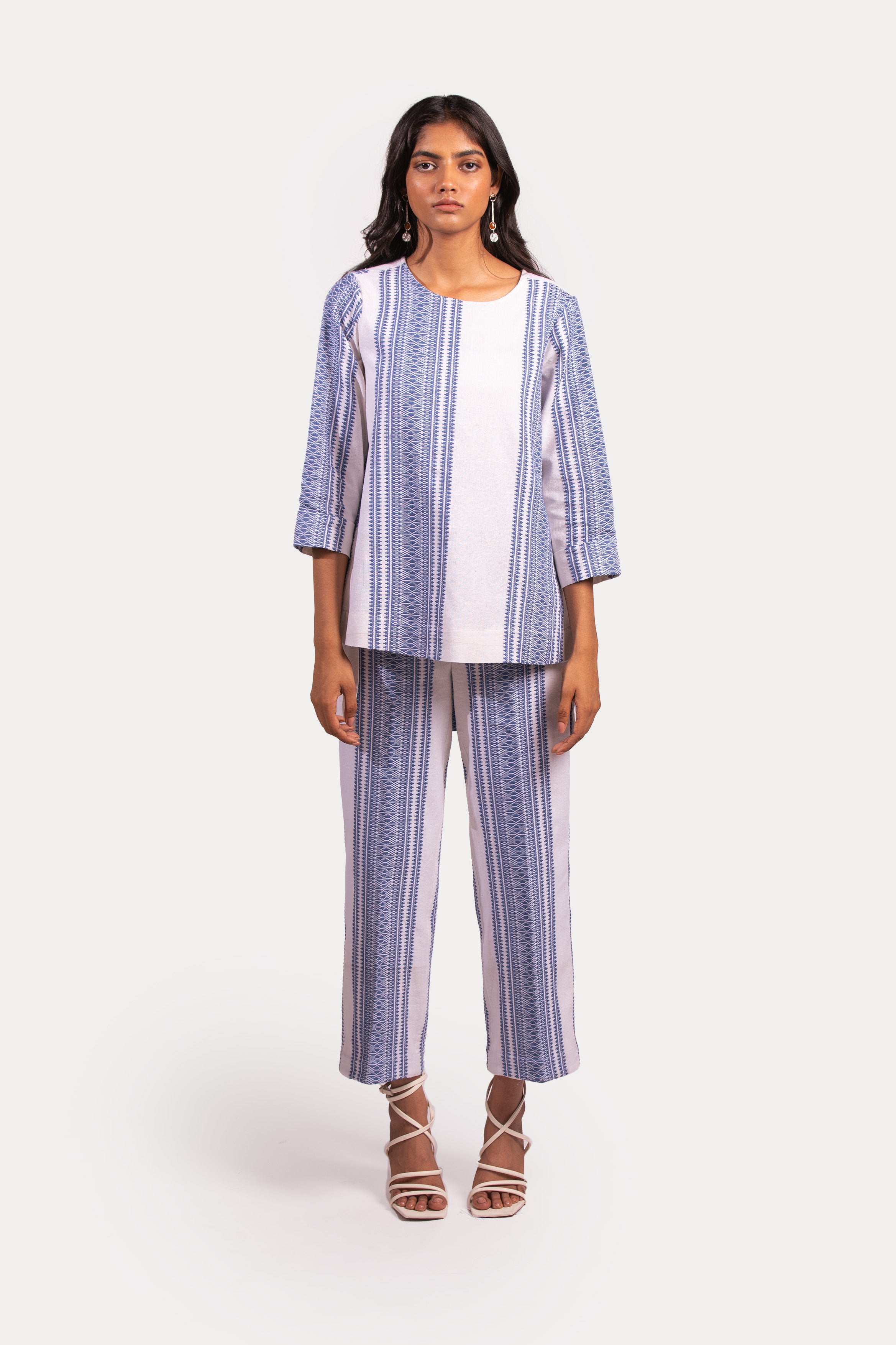 Naden Pants | White Blue Pattern