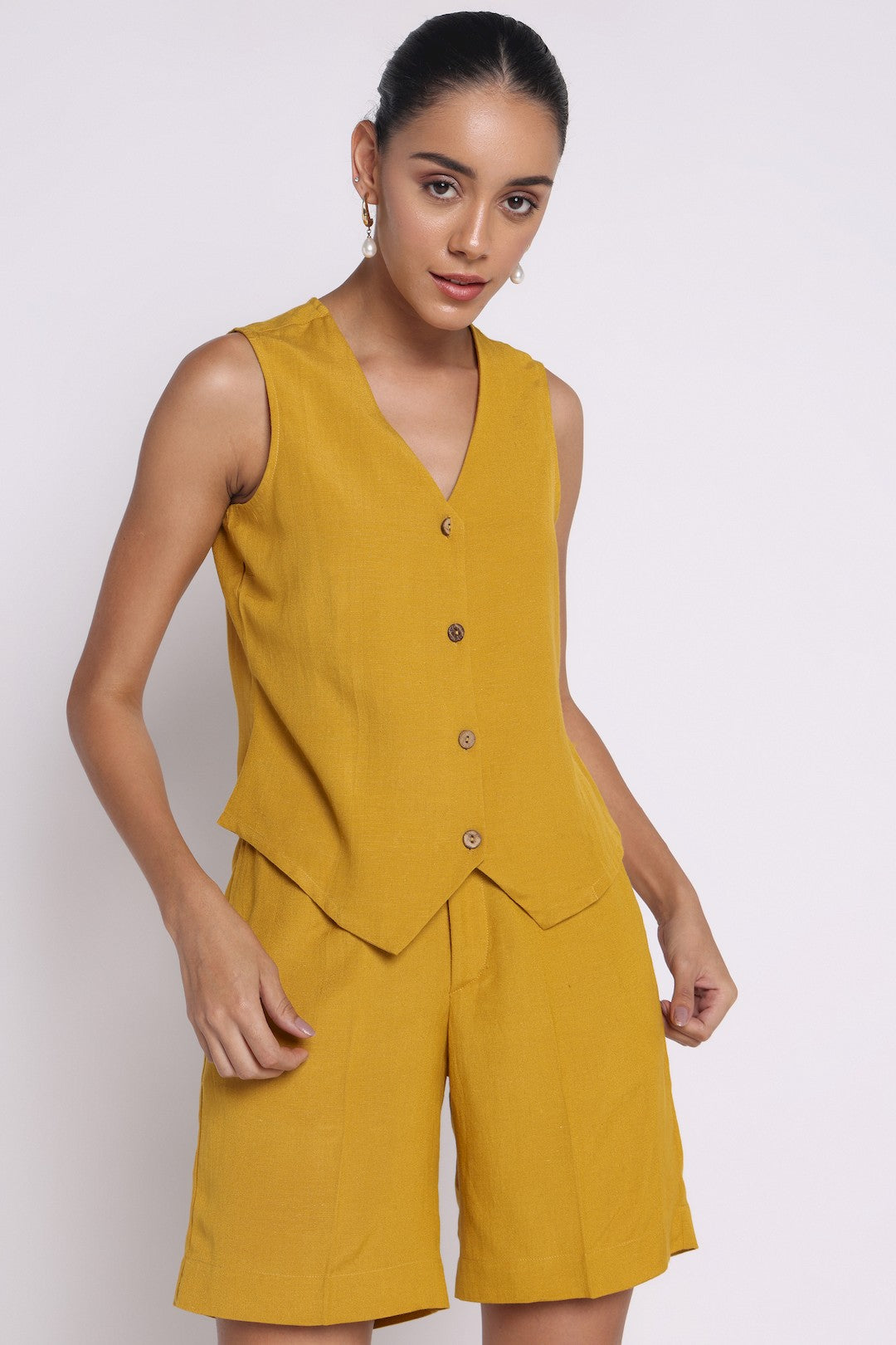 #Color_Mustard