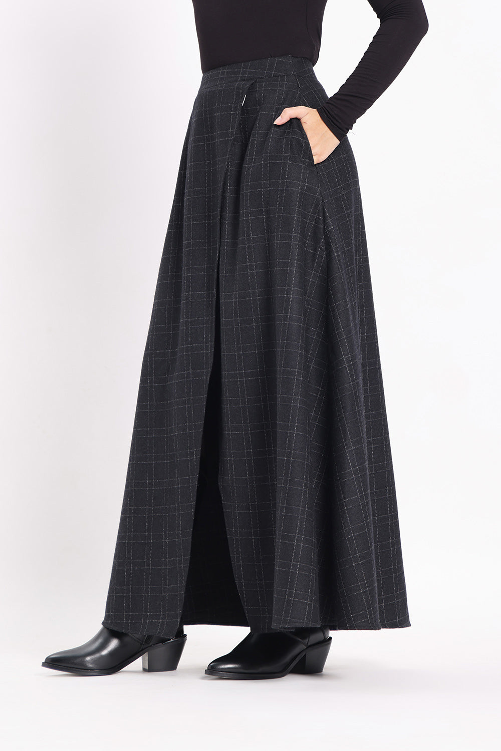 Tweed Front Slit Skirt - Black Windowpane