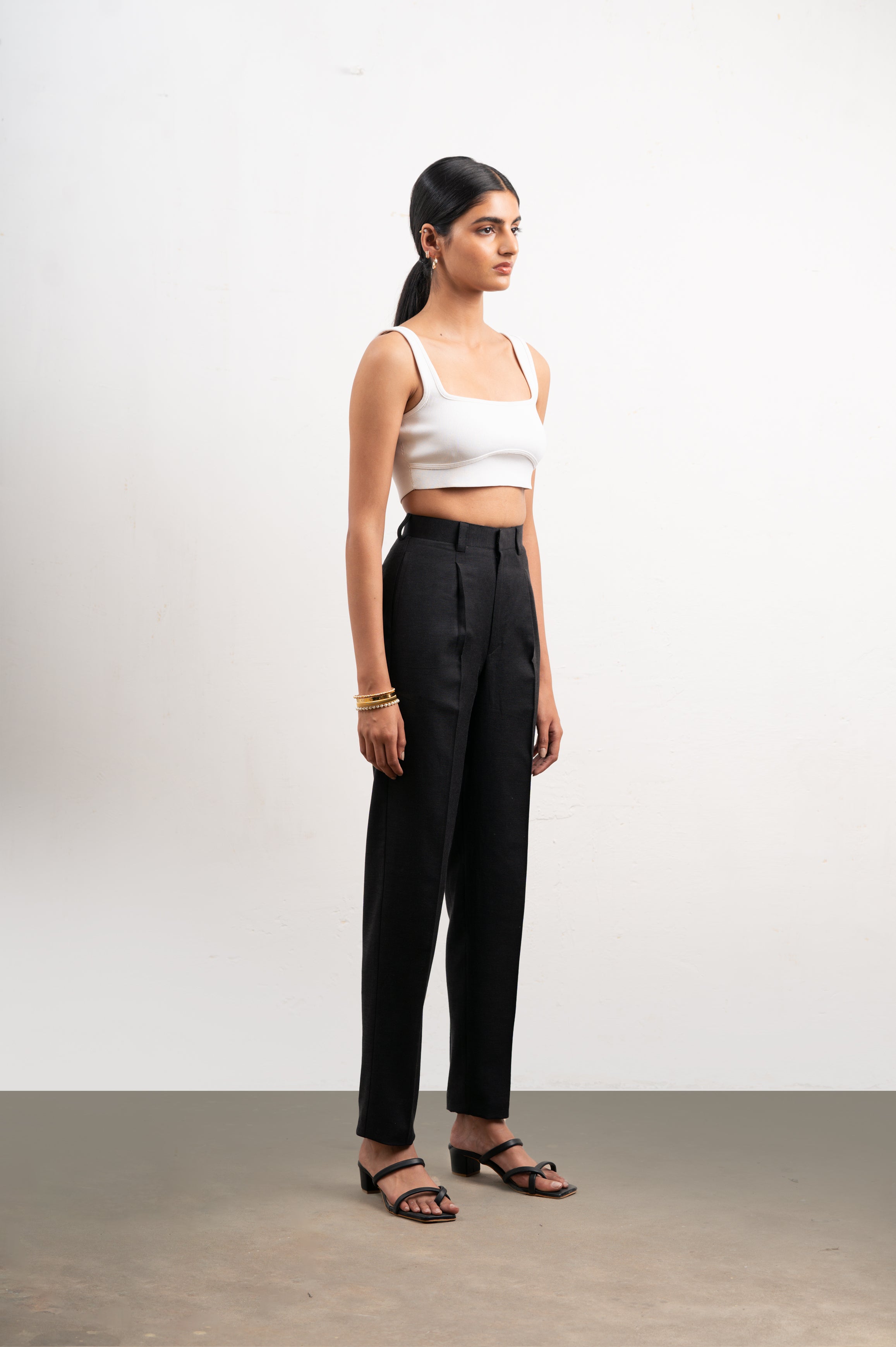 Hors High-Waisted Linen Pants | Black