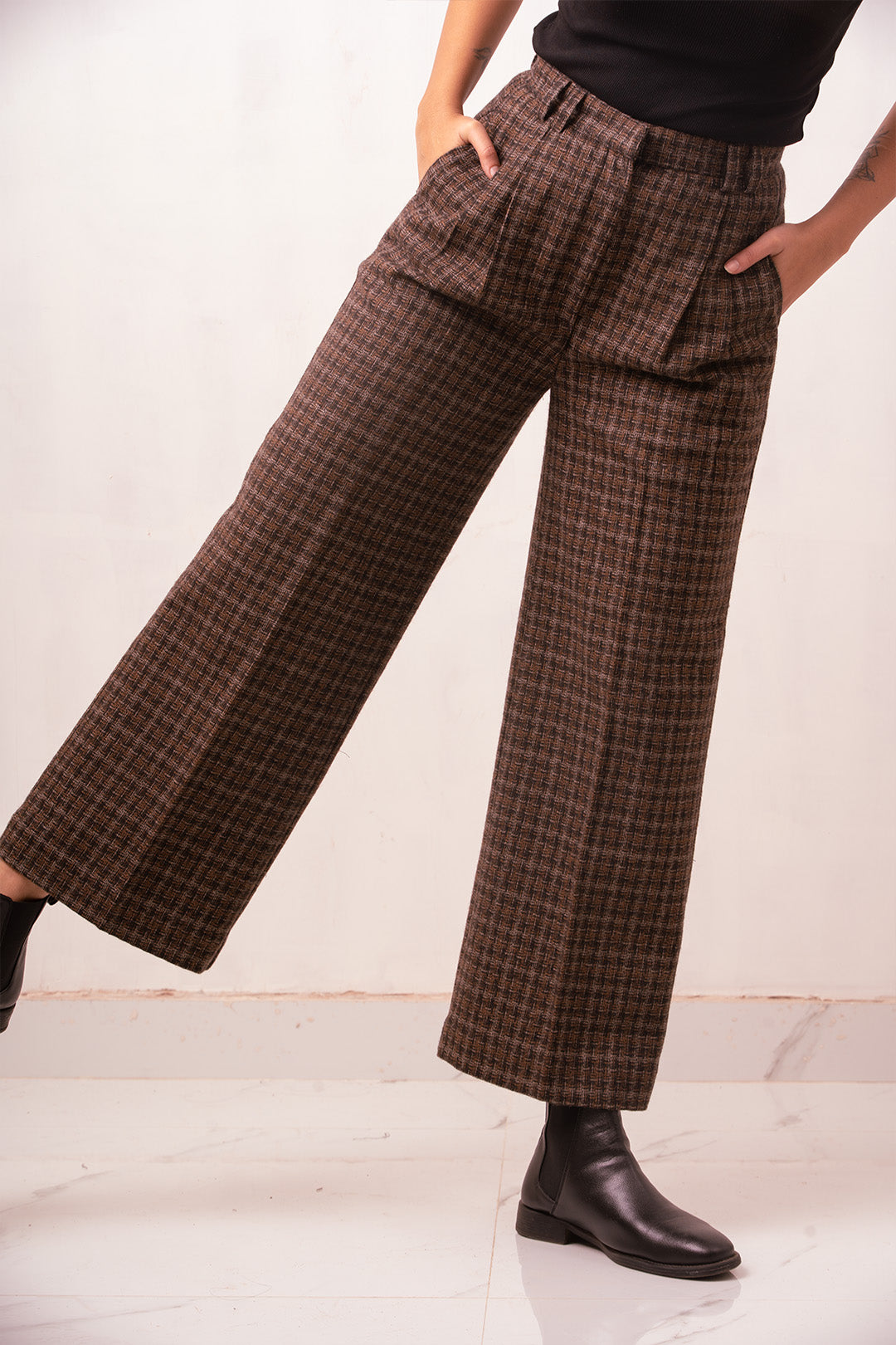 Girth High-Waisted Woolen Pants | Brown Check