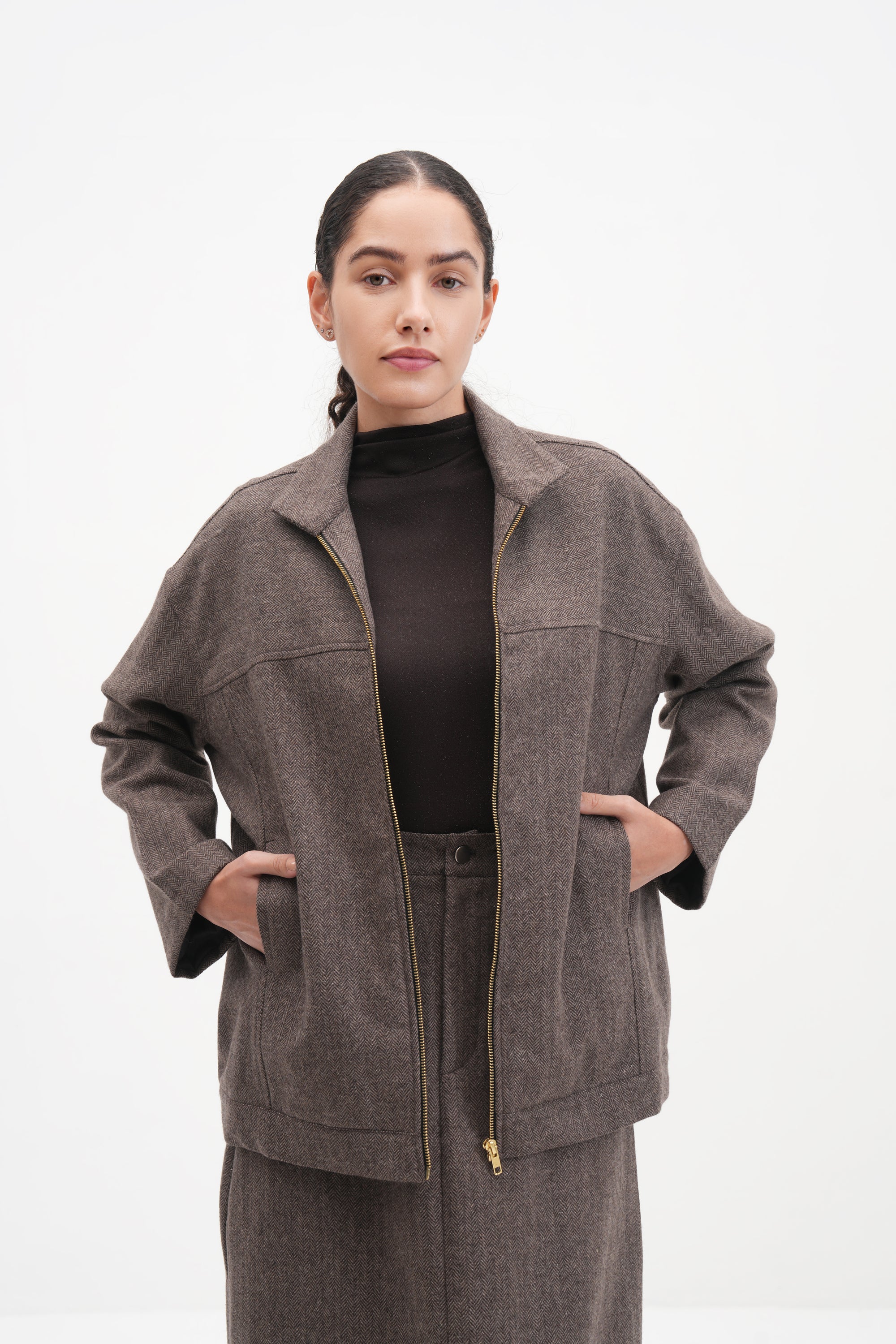 #color_Champagne Beige