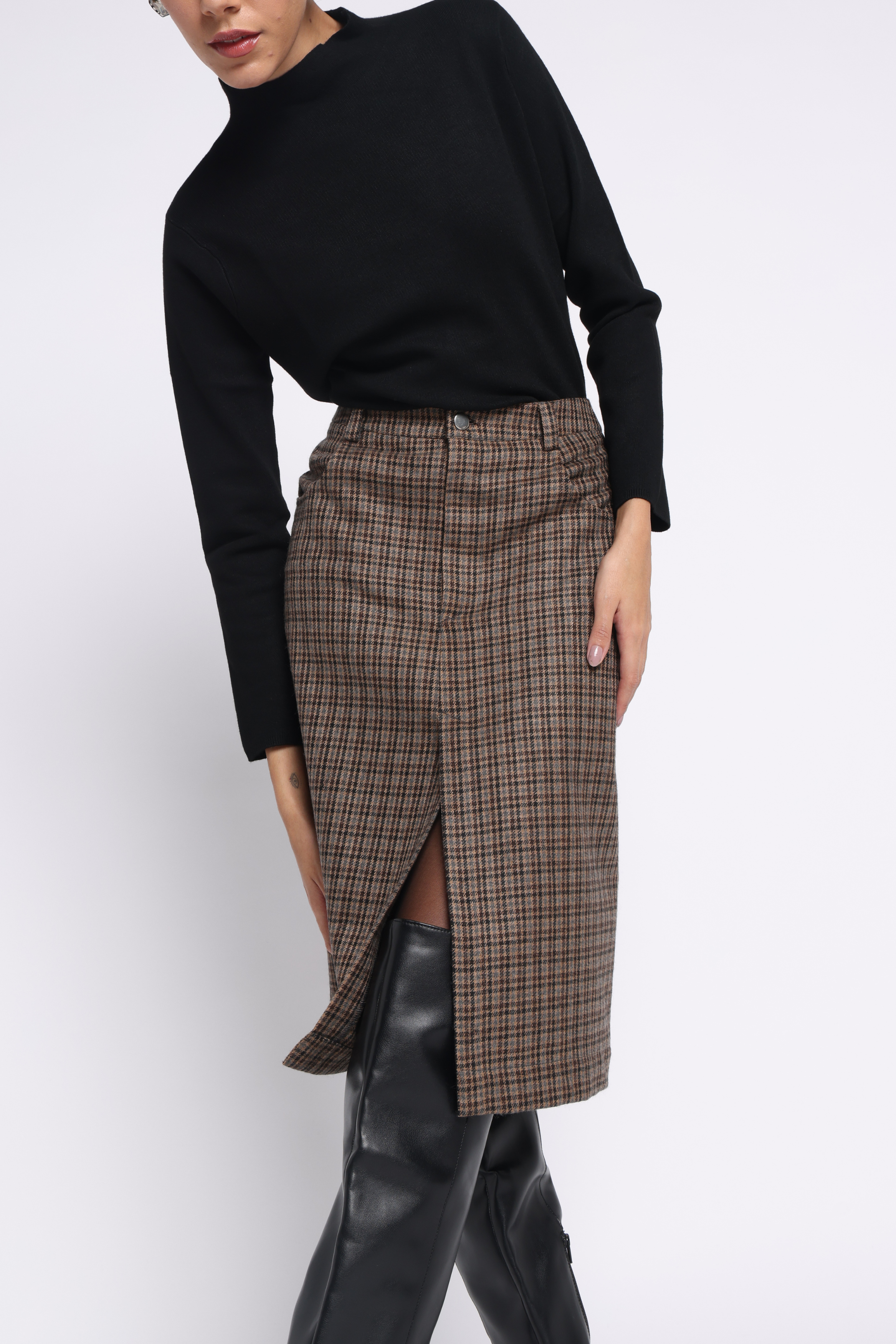 Erma Woolen Skirt | Houndstooth