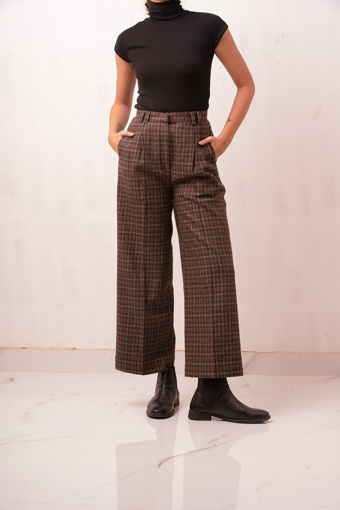 Girth High-Waisted Woolen Trouser | Brown Check